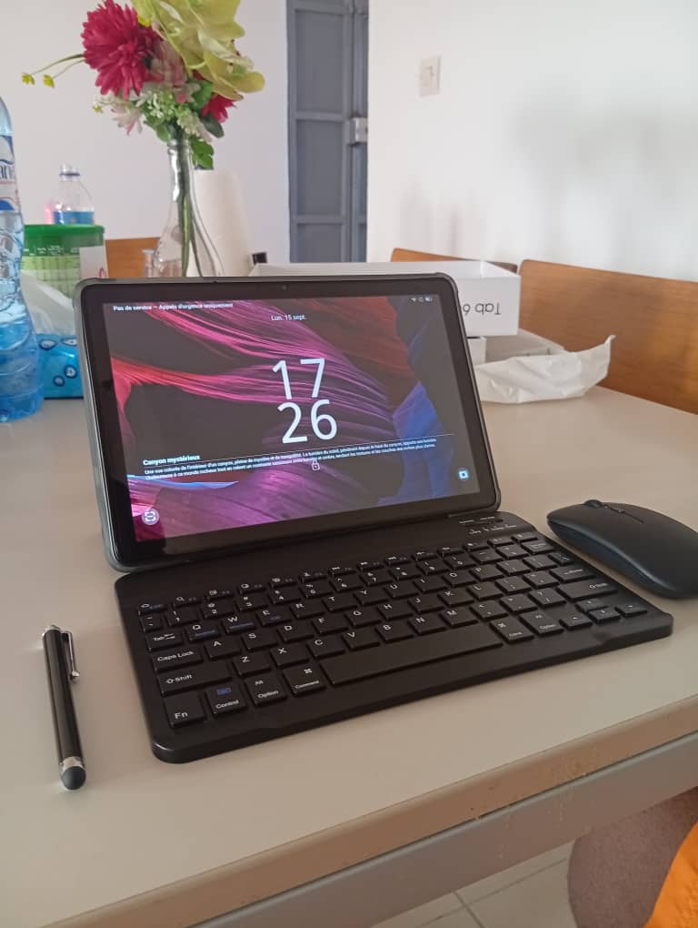 Edu Tab avec accessoires